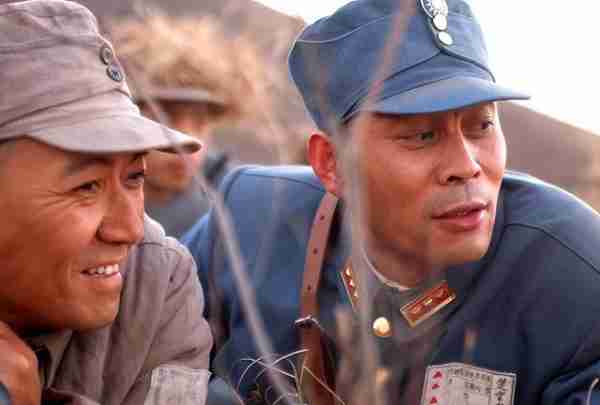 剧中那些侮辱观众的穿帮镜头,让人一言难尽,导演求你多读点书吧_1(影视剧里的穿帮镜头都有哪些?)-第4张图片-九妖电影 剧中那些侮辱观众的穿帮镜头,让人一言难尽,导演求你多读点书吧_1(影视剧里的穿帮镜头都有哪些?)-第4张图片-九妖电影