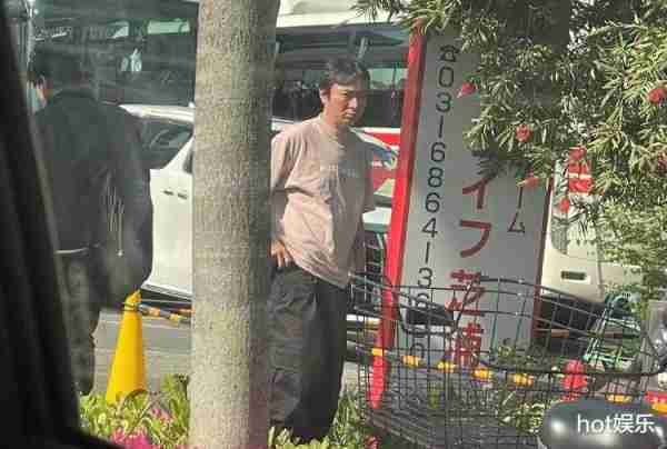办签证遇阻后，王思聪日本约会美女，穿4千元外套，胖到没下巴（王思聪 大众点评 日料）-第6张图片-九妖电影