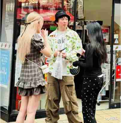 办签证遇阻后，王思聪日本约会美女，穿4千元外套，胖到没下巴（王思聪 大众点评 日料）-第12张图片-九妖电影