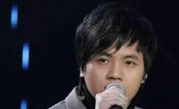他15岁就开演唱会，19岁日挣万元，春晚请不动，但没人说他耍大牌（16岁开演唱会的歌手）-第25张图片-九妖电影