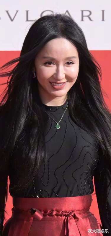 北京这一夜，杨子姗的臀，林志玲不老的吗，周也太美了救命（杨子珊太漂亮了）-第18张图片-九妖电影