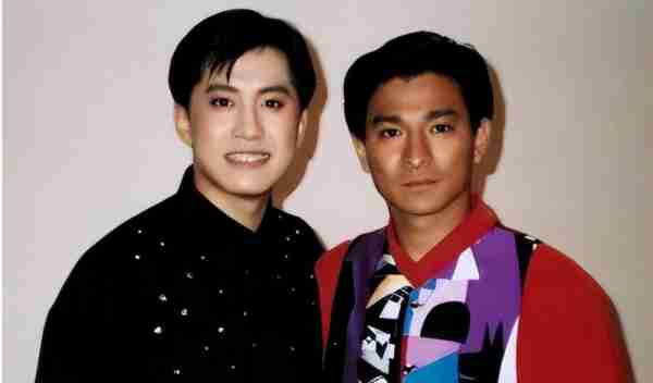 他8次上春晚，与杨钰莹有一段佳话，作死被捕入狱，今靠色相吃饭（杨钰莹春晚歌曲视频播放）-第4张图片-九妖电影