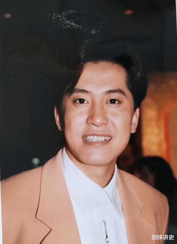 他8次上春晚，作死被捕入狱，今54岁无人问津，老搭档也断了联系_1（上过春晚七八次的女歌手有哪些）-第2张图片-九妖电影