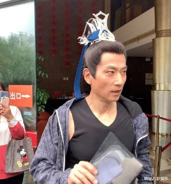他出道31年不温不火，却因老婆一首歌成春晚常客，他就是陆剑民（她出道了作文）-第4张图片-九妖电影
