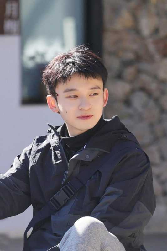 原来他们居然是亲生父子！我不会是最后一个知道的吧？（亲生父子能脱离关系吗）-第24张图片-九妖电影