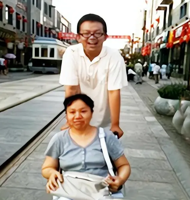他曾九次登上春晚，为妻子治病倾家荡产，如今56岁的他怎么样了？（九次上春晚的民歌皇后）-第8张图片-九妖电影