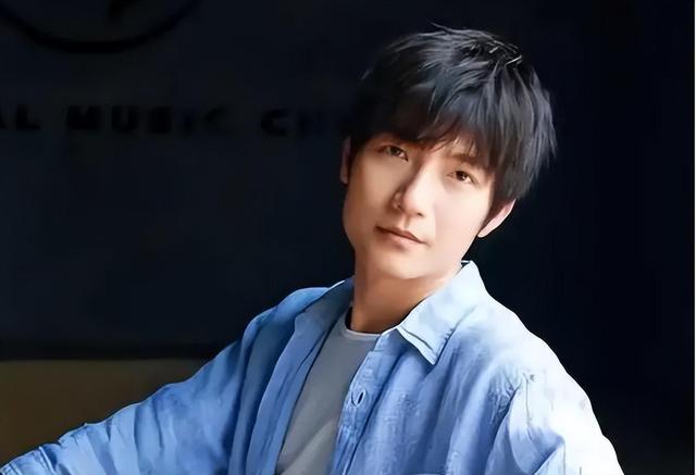 原来她就是陈楚生妻子,终于藏不住了,难怪为她不惜得罪全世界(陈楚生妻子是哪里人)-第18张图片-九妖电影 原来她就是陈楚生妻子,终于藏不住了,难怪为她不惜得罪全世界(陈楚生妻子是哪里人)-第18张图片-九妖电影