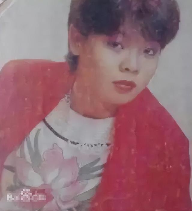 原来她已离世25年!23岁登春晚一夜成名,却因一个巴掌付出生命_1(原来她已离世)-第5张图片-九妖电影 原来她已离世25年!23岁登春晚一夜成名,却因一个巴掌付出生命_1(原来她已离世)-第5张图片-九妖电影
