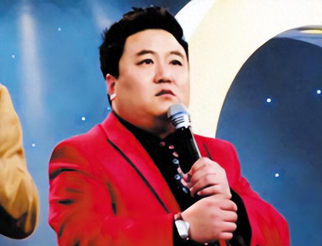 他靠老师冯巩春晚一路爆红,不久被判入狱12年,至今仍在服刑(冯巩老师近照图片)-第9张图片-九妖电影 他靠老师冯巩春晚一路爆红,不久被判入狱12年,至今仍在服刑(冯巩老师近照图片)-第9张图片-九妖电影
