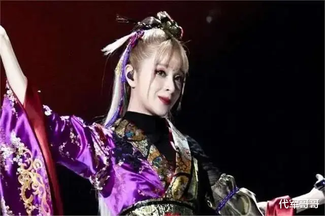 原来她早已离世！一生亮相7次，39岁患癌，40岁跌倒去世令人惋惜（原来她早已离世小说全文阅读无弹窗）-第3张图片-九妖电影