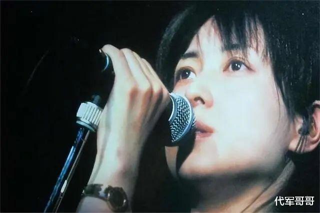 原来她早已离世！一生亮相7次，39岁患癌，40岁跌倒去世令人惋惜（原来她早已离世小说全文阅读无弹窗）-第33张图片-九妖电影