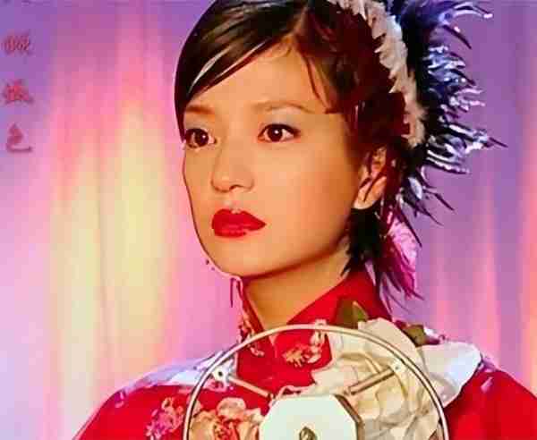 又500万被冻结！从爆红到人人喊打，当年赵薇因一个举动惨遭封杀（赵薇6000万30亿）-第18张图片-九妖电影