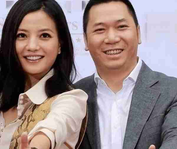 又500万被冻结！从爆红到人人喊打，当年赵薇因一个举动惨遭封杀（赵薇6000万30亿）-第55张图片-九妖电影