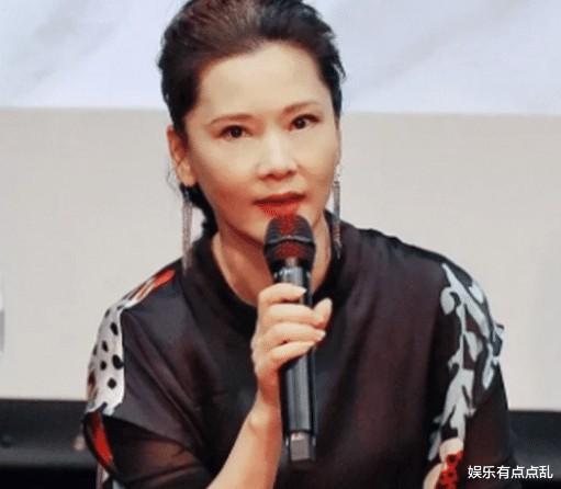 何赛飞曝录制春晚后,李云霄陈丽君推掉了很多其他活动,理由超搞笑（何赛飞表演的戏曲视频）-第3张图片-九妖电影