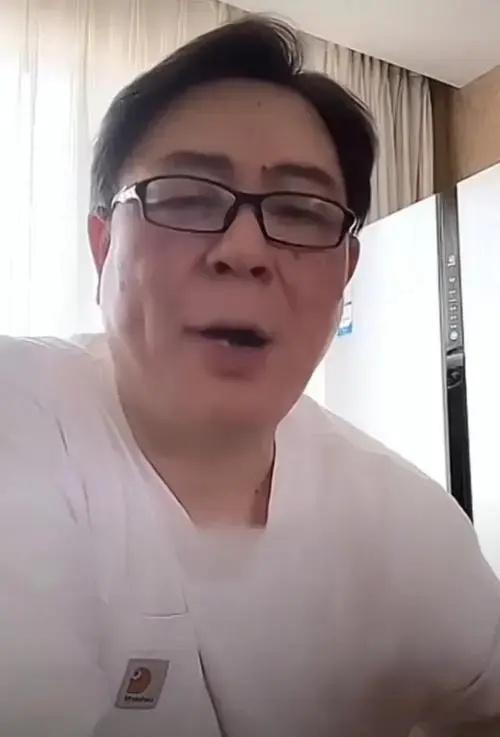 又反转了!高亚麟想和魏嘉复合并答应给孩子上户口，魏嘉回应打脸（高亚麟的妻子）-第1张图片-九妖电影