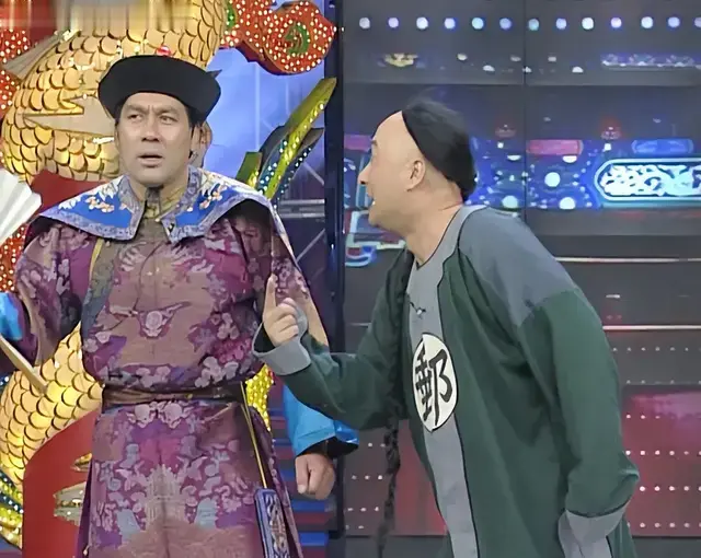 倪萍送陈佩斯一捆大葱,曝1998春晚朱时茂掉麦导演吓得血压飙升(倪萍大姐)-第6张图片-九妖电影 倪萍送陈佩斯一捆大葱,曝1998春晚朱时茂掉麦导演吓得血压飙升(倪萍大姐)-第6张图片-九妖电影