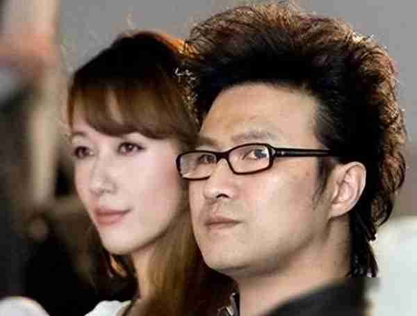 反复出轨、离婚、赌博，汪峰的“荒唐史”，比你想象的更恶劣（汪峰感情）-第2张图片-九妖电影