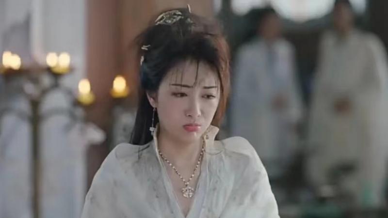 同一张脸，演完《千古玦尘》许凯“妻子”又演《春色寄情人》李现“相亲女孩”，她从刁蛮公主到护士，差距太大没认出（许凯千古玦尘火了）-第7张图片-九妖电影