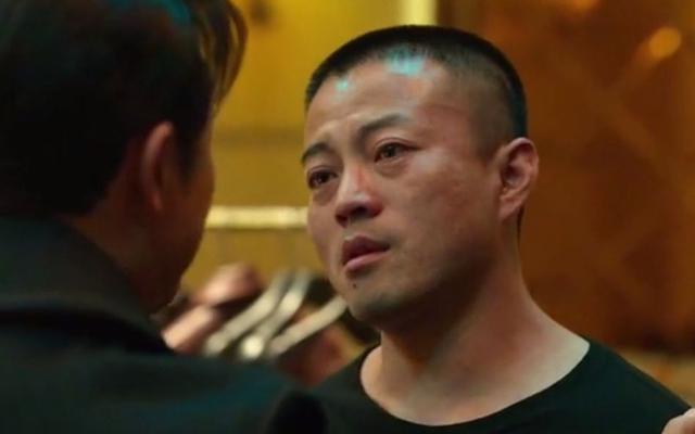 同样是演劳改犯出狱,看了范伟和林家川后,才知何为教科书式演技(范伟 林涛)-第19张图片-九妖电影 同样是演劳改犯出狱,看了范伟和林家川后,才知何为教科书式演技(范伟 林涛)-第19张图片-九妖电影