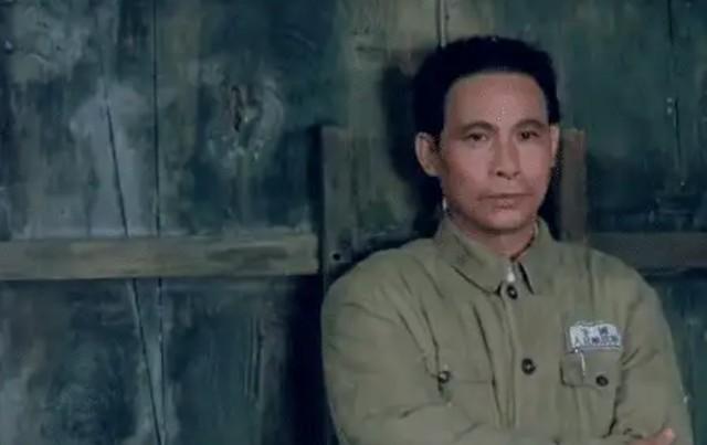 六版粟裕大将扮演者，一位辣眼睛、一位演过春晚小品、一位很神秘（粟裕大将的扮演者）-第5张图片-九妖电影