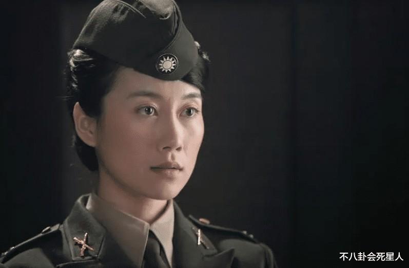 同样演“女军官”，把杨幂和王鸥俞飞鸿放在一起，差别就出来了（杨幂王鸥关系）-第22张图片-九妖电影