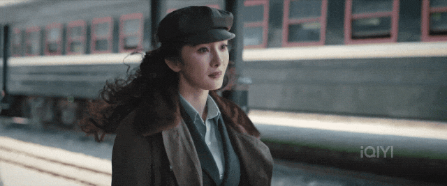 同样演“女特务”，把杨幂和王鸥的演技做比较，差别就出来了（杨幂跟王鸥）-第25张图片-九妖电影