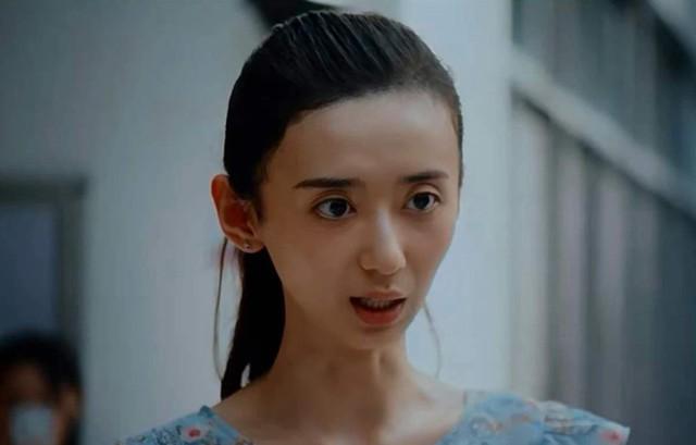 同班不同命！关晓彤谈顶流，徐梓均谈老牛，事后还要被人称作鸡（关晓彤 luhan）-第16张图片-九妖电影