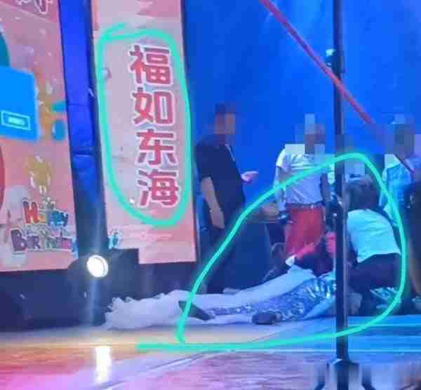 后续！女歌手摔倒去世太蹊跷，知情人透露更多信息，评论区引热议（女歌手摔下舞台图片真实）-第4张图片-九妖电影
