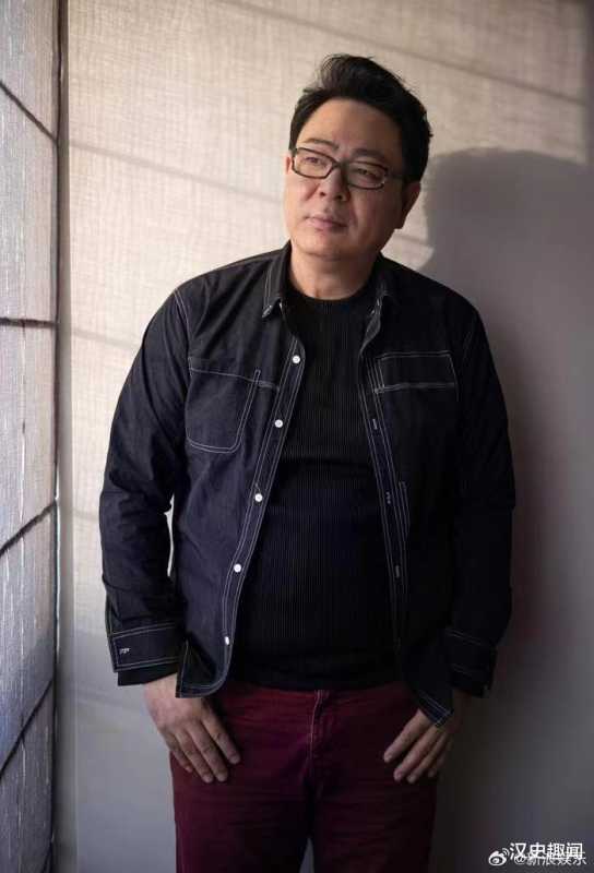 后续！高亚麟在外拍戏，不知自己塌房，剧组工作人员回应他很辛苦（高亚麟结婚了吗）-第1张图片-九妖电影