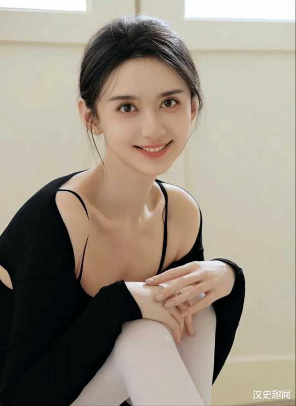 后续！高亚麟在外拍戏，不知自己塌房，剧组工作人员回应他很辛苦（高亚麟结婚了吗）-第11张图片-九妖电影