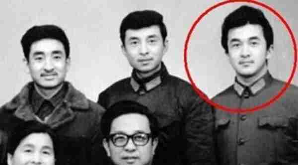 凭借妻子的手稿《超生游击队》上春晚，如今63岁的黄宏已退居幕后（超生游击队是哪一年的小品）-第1张图片-九妖电影
