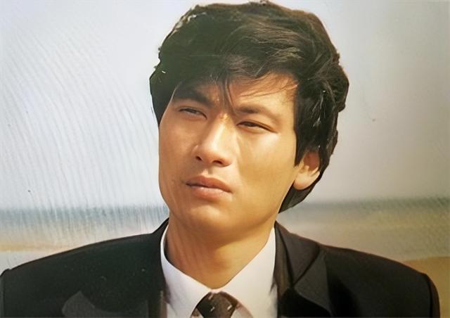 出道36年不温不火，老婆却靠一首歌吃一辈子，如今成春晚常客（老婆是什么歌）-第3张图片-九妖电影