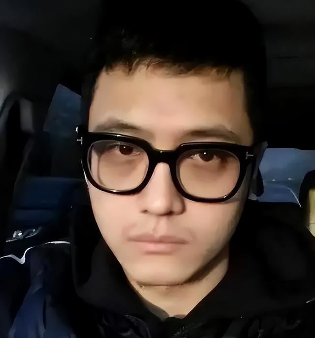 回顾:36岁马蓉近况,一头金发似精神小妹,和王宝强轮番带娃(马蓉最近情况)-第11张图片-九妖电影 回顾:36岁马蓉近况,一头金发似精神小妹,和王宝强轮番带娃(马蓉最近情况)-第11张图片-九妖电影