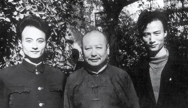 在北京,这群人操控娱乐圈格局40年,潜规则至今没打破(北京娱乐圈幕后大佬名单)-第9张图片-九妖电影 在北京,这群人操控娱乐圈格局40年,潜规则至今没打破(北京娱乐圈幕后大佬名单)-第9张图片-九妖电影