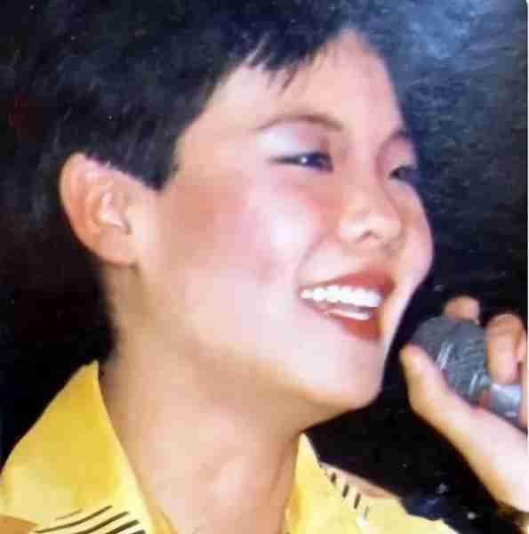 原来她已离世25年！23岁登春晚一夜成名，却因一个巴掌付出生命_3（小说原来是她免费阅读）-第12张图片-九妖电影