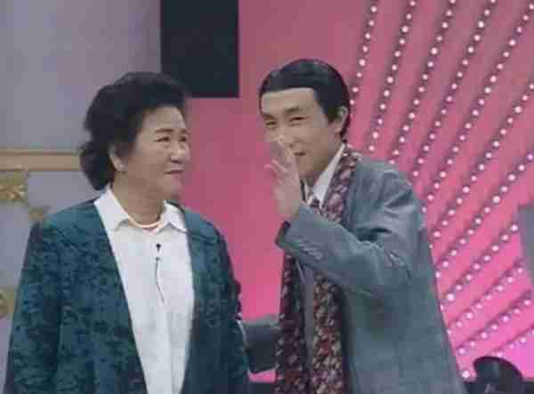 去世23年的赵丽蓉，留下一句春晚台词，竟然识破了一名网络间谍！（赵丽蓉?）-第13张图片-九妖电影