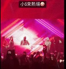 大S无计可施,光头演唱会遭遇台娱圈抵制,吴宗宪:人缘早已殆尽-第4张图片-九妖电影 大S无计可施,光头演唱会遭遇台娱圈抵制,吴宗宪:人缘早已殆尽-第4张图片-九妖电影