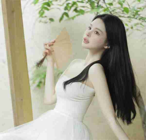 大S破防反击！拿书变武器，婚变内幕曝光，网友：这瓜真够辣-第7张图片-九妖电影