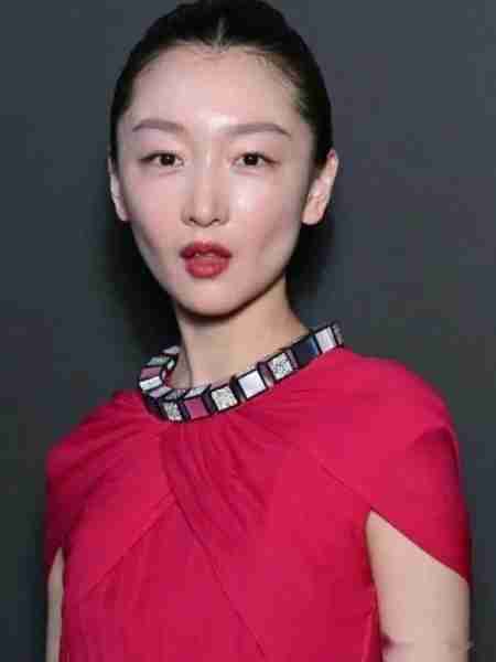 大嘴、驴脸、平胸，明明长得难看却火的一塌糊涂，她们到底凭啥？-第28张图片-九妖电影