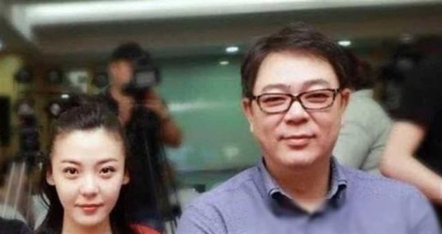 大瓜!52岁高亚麟疑出轨26岁女星,聊天记录被女友曝光,真毁-第14张图片-九妖电影 大瓜!52岁高亚麟疑出轨26岁女星,聊天记录被女友曝光,真毁-第14张图片-九妖电影