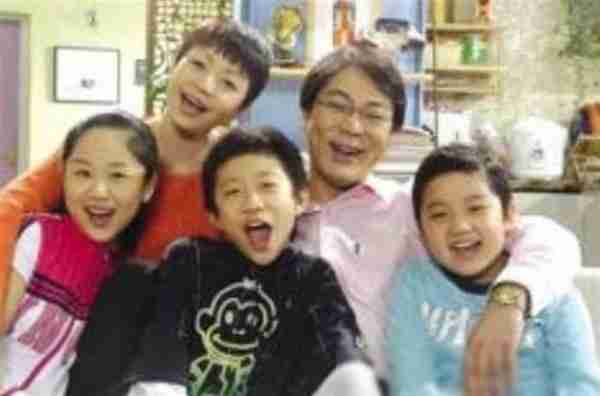 大瓜!52岁高亚麟疑出轨26岁女星,聊天记录被女友曝光,真毁-第25张图片-九妖电影 大瓜!52岁高亚麟疑出轨26岁女星,聊天记录被女友曝光,真毁-第25张图片-九妖电影