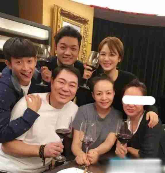 大瓜！高亚麟被妻曝光孕期出轨98女演员、家暴，聊天记录曝光-第14张图片-九妖电影