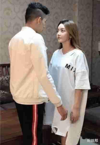 天佑求婚“闺蜜”崔阿扎？配合办婚礼收礼金，共同出席祁天道首秀-第8张图片-九妖电影