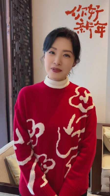 周涛最新近照曝光这么好的颜值状态为什么就不能主持春晚了？-第2张图片-九妖电影