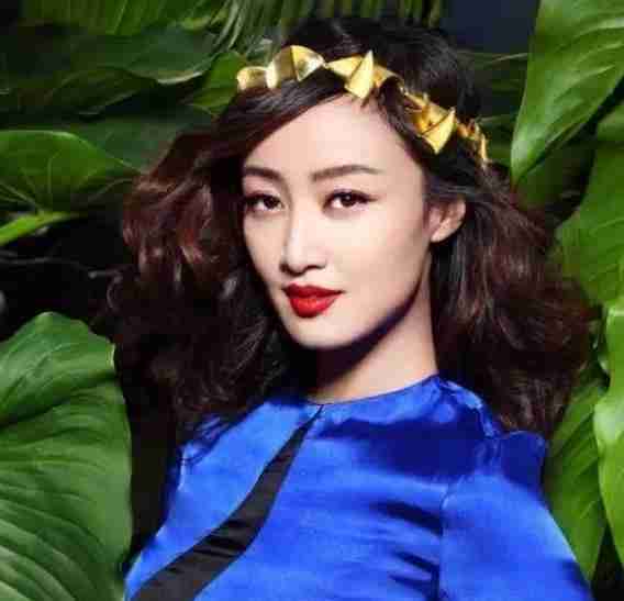 央视“最风流”女主持：将2个有妇之夫玩弄于股掌，如今她怎样了-第8张图片-九妖电影