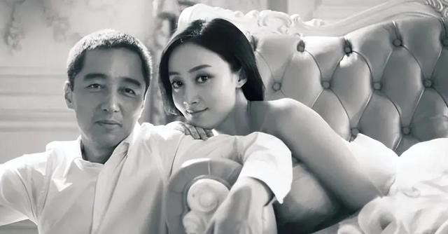 央视“最风流”女主持：将2个有妇之夫玩弄于股掌，如今她怎样了-第12张图片-九妖电影