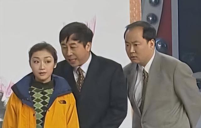 哥哥因《父母爱情》爆红，妹妹3登春晚，却鲜有人知他们是亲兄妹-第19张图片-九妖电影