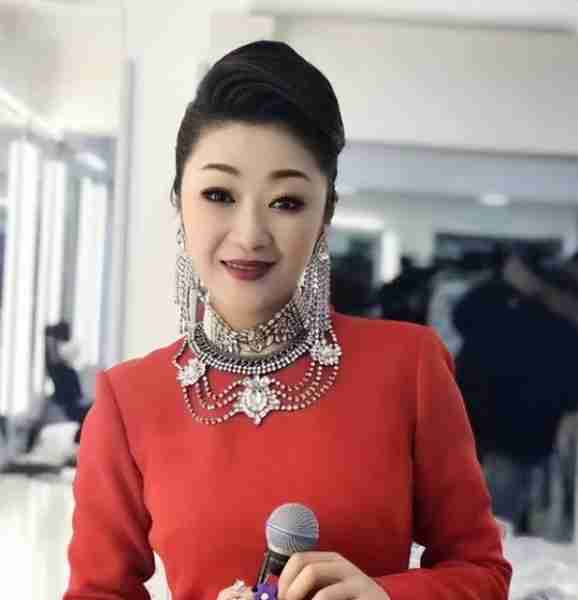 哥哥因《父母爱情》爆红，妹妹3登春晚，却鲜有人知他们是亲兄妹-第37张图片-九妖电影