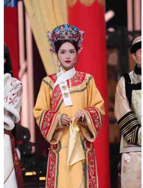 唐嫣参与综艺节目，古装造型出镜，又美又飒-第5张图片-九妖电影