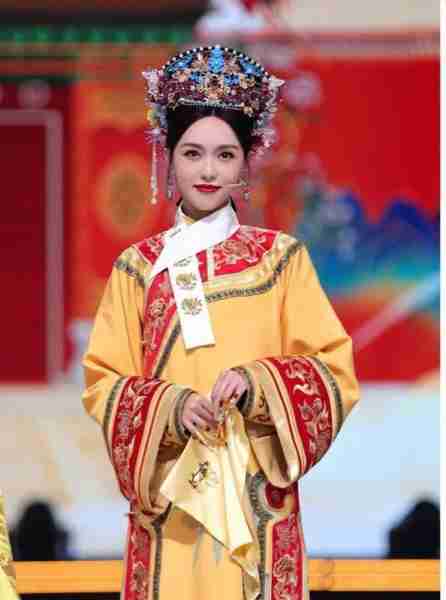 唐嫣参与综艺节目，古装造型出镜，又美又飒-第6张图片-九妖电影